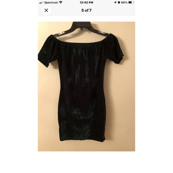 BOOHOO SIZE 10 NWT EMERALD GREEN VELVET OFF THE SHOULDER BODYCON DRESS - Picture 6 of 8